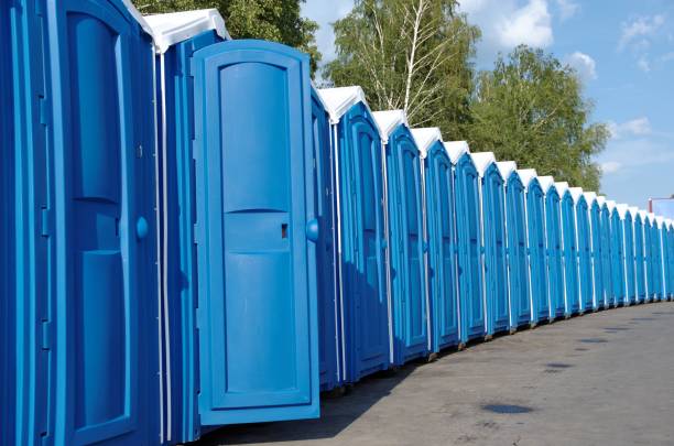 Best Porta potty delivery and setup  in Kingsford, MI